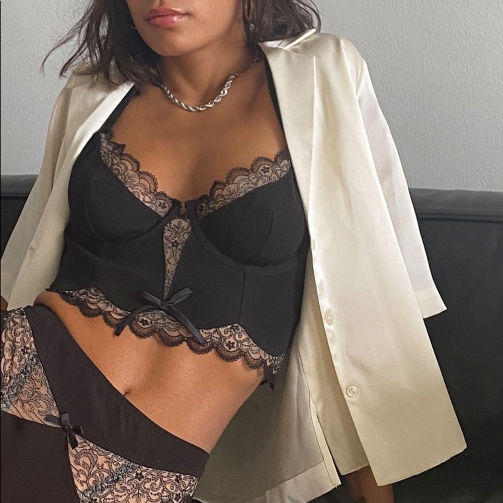For Love and Lemons Inez Bustier